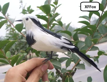 aranyos szimuláció fekete&fehér madár modell hab&toll Wagtail madár baba ajándék körülbelül 18 cm xf0516 Kép 0